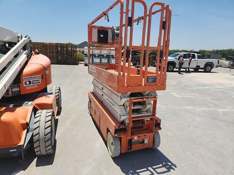 2019 SNORKEL S3226E Scissor Lift 24-26' Electric 30-36" Wide