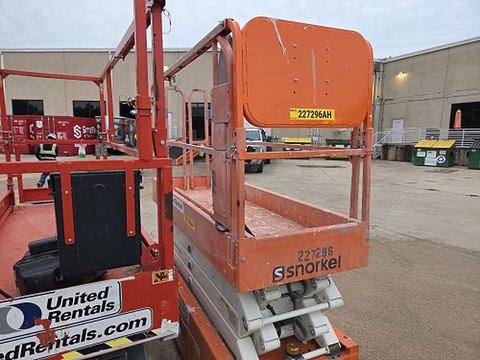 2019 SNORKEL S3226E Scissor Lift 24-26' Electric 30-36" Wide