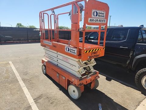 2019 SNORKEL S3226E Scissor Lift 24-26' Electric 30-36" Wide