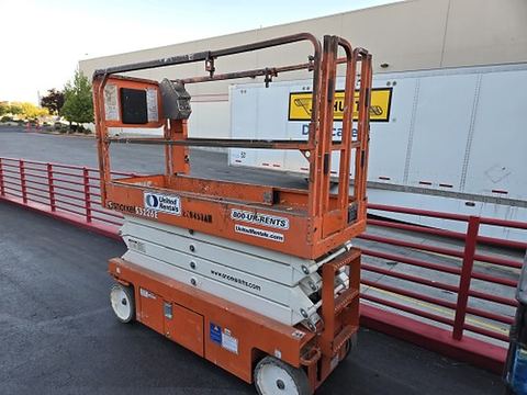 2019 SNORKEL S3226E Scissor Lift 24-26' Electric 30-36" Wide