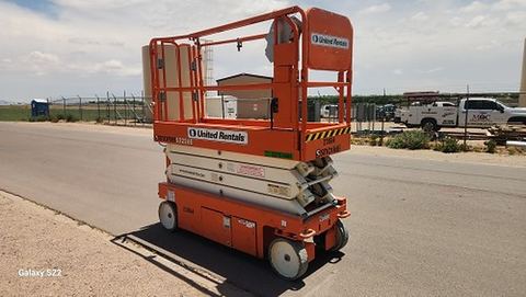 2019 SNORKEL S3226E Scissor Lift 24-26' Electric 30-36" Wide