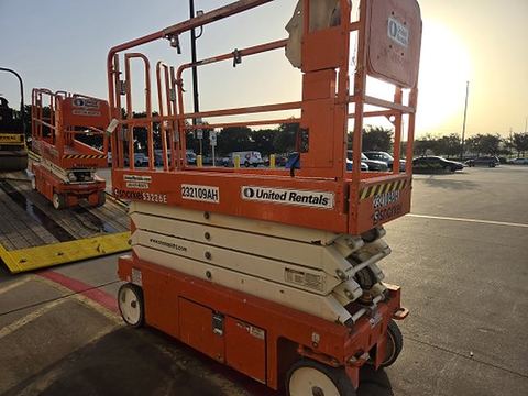 2019 SNORKEL S3226E Scissor Lift 24-26' Electric 30-36" Wide