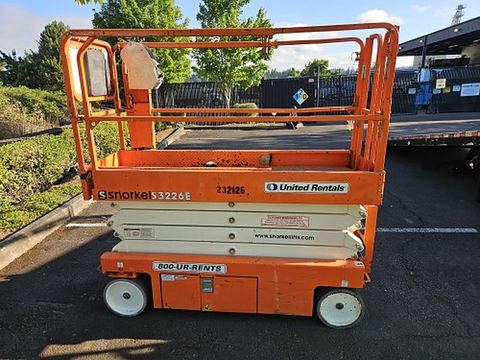 2019 SNORKEL S3226E Scissor Lift 24-26' Electric 30-36" Wide