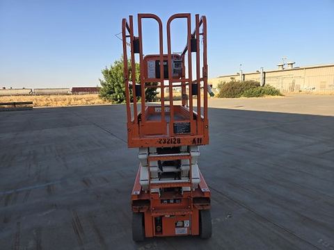 2019 SNORKEL S3226E Scissor Lift 24-26' Electric 30-36" Wide