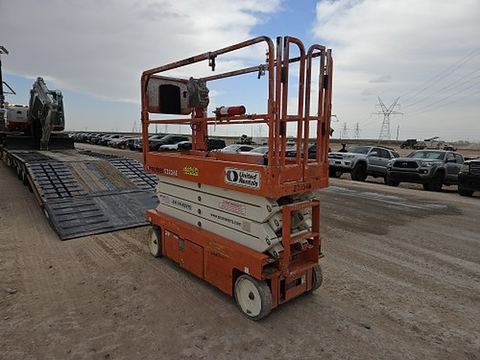 2019 SNORKEL S3226E Scissor Lift 24-26' Electric 30-36" Wide