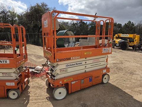 2019 SNORKEL S3226E Scissor Lift 24-26' Electric 30-36" Wide