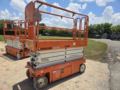 2019 SNORKEL S3226E Scissor Lift 24-26' Electric 30-36" Wide