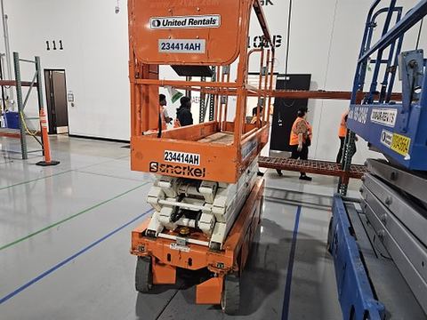 2019 SNORKEL S3226E Scissor Lift 24-26' Electric 30-36" Wide