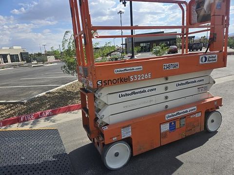 2019 SNORKEL S3226E Scissor Lift 24-26' Electric 30-36" Wide