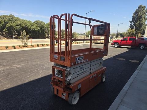 2019 SNORKEL S3226E Scissor Lift 24-26' Electric 30-36" Wide