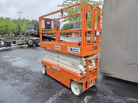 2019 SNORKEL S3226E Scissor Lift 24-26' Electric 30-36" Wide