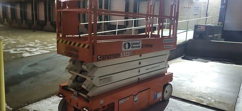 2019 SNORKEL S3226E Scissor Lift 24-26' Electric 30-36" Wide