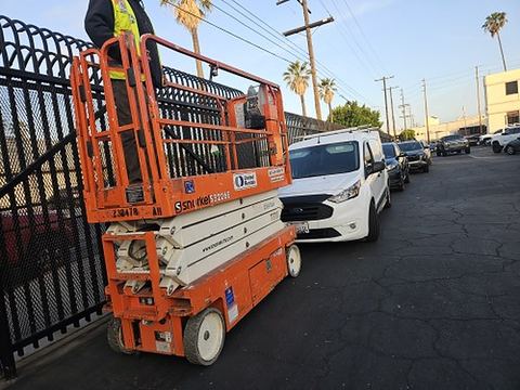 2019 SNORKEL S3226E Scissor Lift 24-26' Electric 30-36" Wide