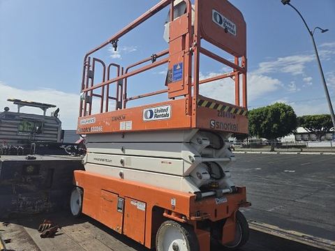 2019 SNORKEL S3226E Scissor Lift 24-26' Electric 30-36" Wide