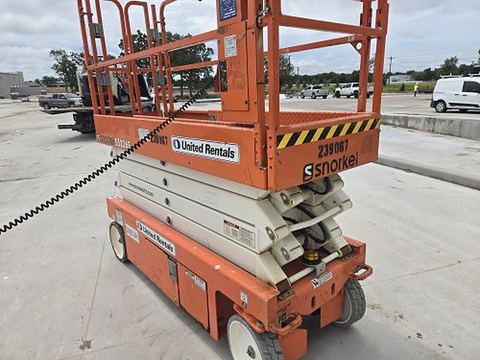 2019 SNORKEL S3226E Scissor Lift 24-26' Electric 30-36" Wide