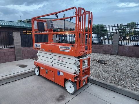 2019 SNORKEL S3226E Scissor Lift 24-26' Electric 30-36" Wide