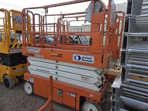 2019 SNORKEL S3226E Scissor Lift 24-26' Electric 30-36" Wide