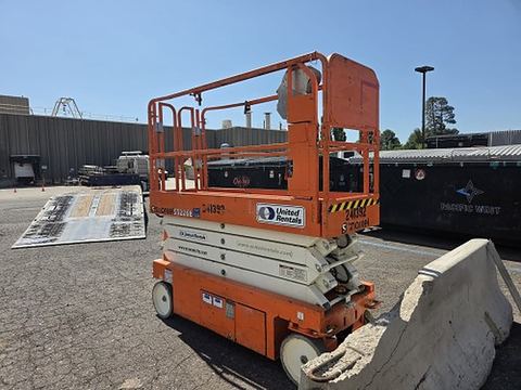 2019 SNORKEL S3226E Scissor Lift 24-26' Electric 30-36" Wide