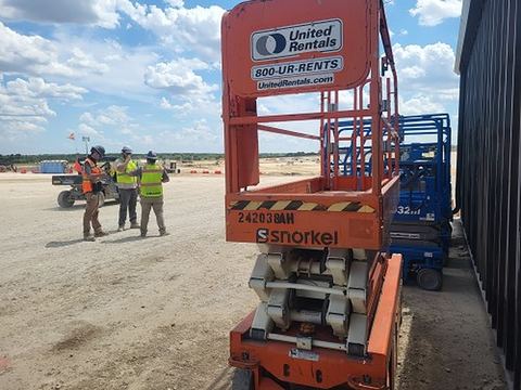 2019 SNORKEL S3226E Scissor Lift 24-26' Electric 30-36" Wide