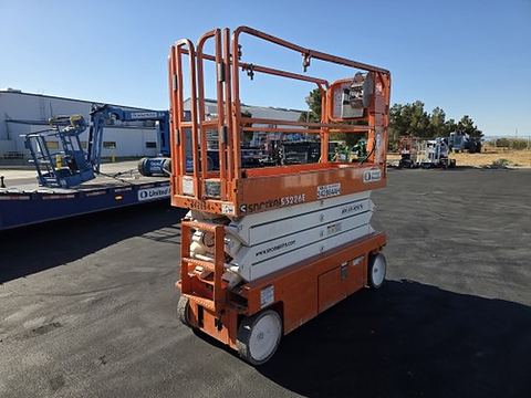 2019 SNORKEL S3226E Scissor Lift 24-26' Electric 30-36" Wide