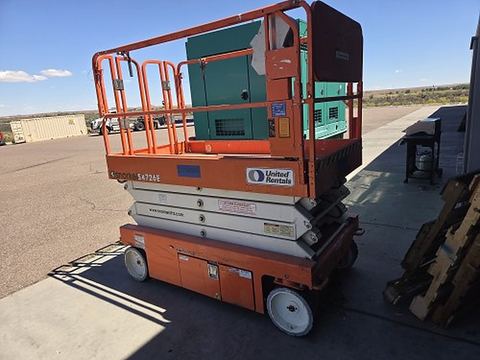 2019 SNORKEL S4726E Scissor Lift 24-26' Electric 46-68" Wide