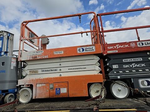 2019 SNORKEL S4726E Scissor Lift 24-26' Electric 46-68" Wide