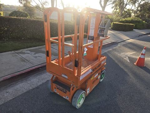 2019 SNORKEL TM12E Vertical Lift 12' Elec Self Propelled