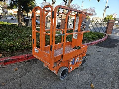 2019 SNORKEL TM12E Vertical Lift 12' Elec Self Propelled