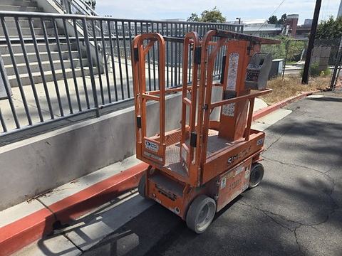 2019 SNORKEL TM12E Vertical Lift 12' Elec Self Propelled