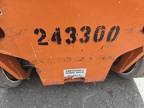 2019 SNORKEL TM12E Vertical Lift 12' Elec Self Propelled
