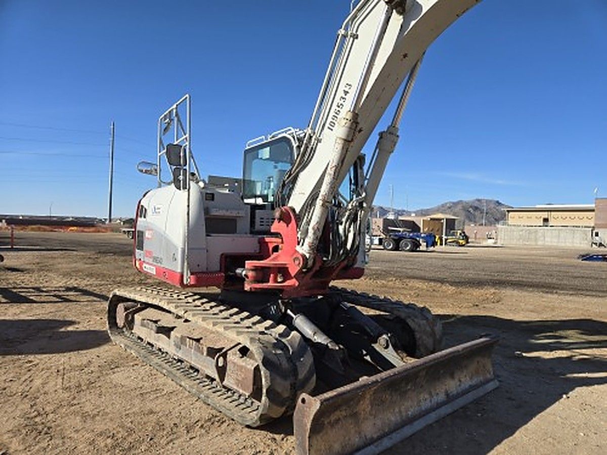 TAKEUCHI TB2150CR photo 11
