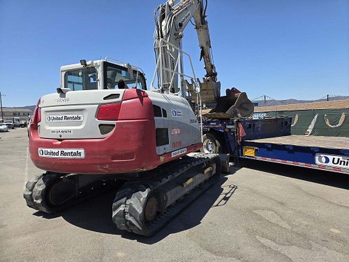 TAKEUCHI TB2150CR photo 2