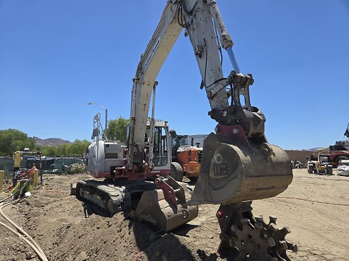 TAKEUCHI TB2150CR photo 7