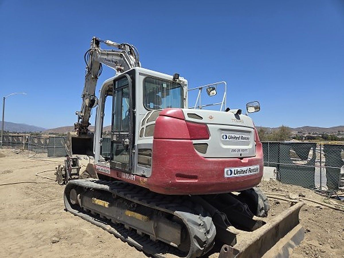 TAKEUCHI TB2150CR photo 8
