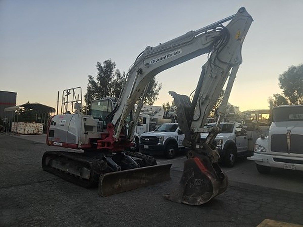 TAKEUCHI TB2150CR photo 4