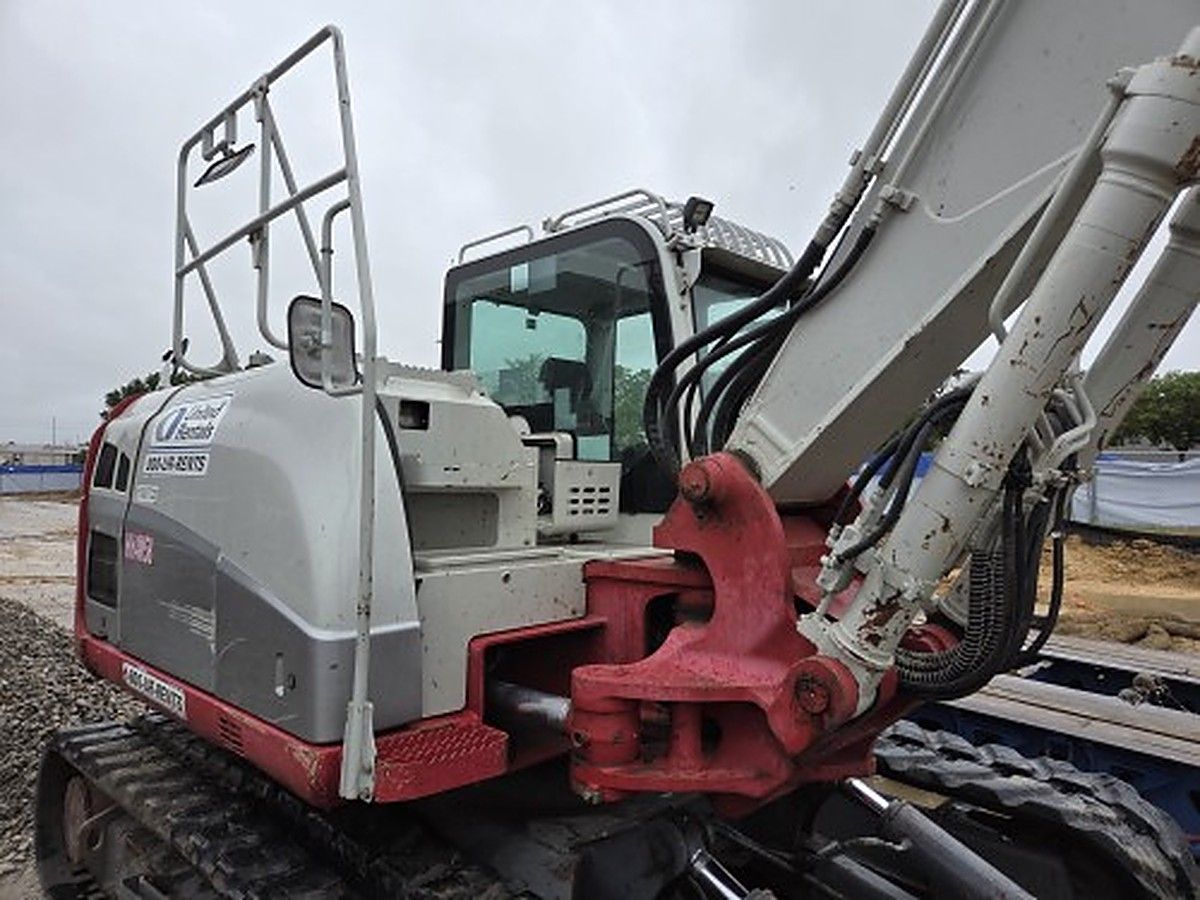 TAKEUCHI TB2150CR photo 2
