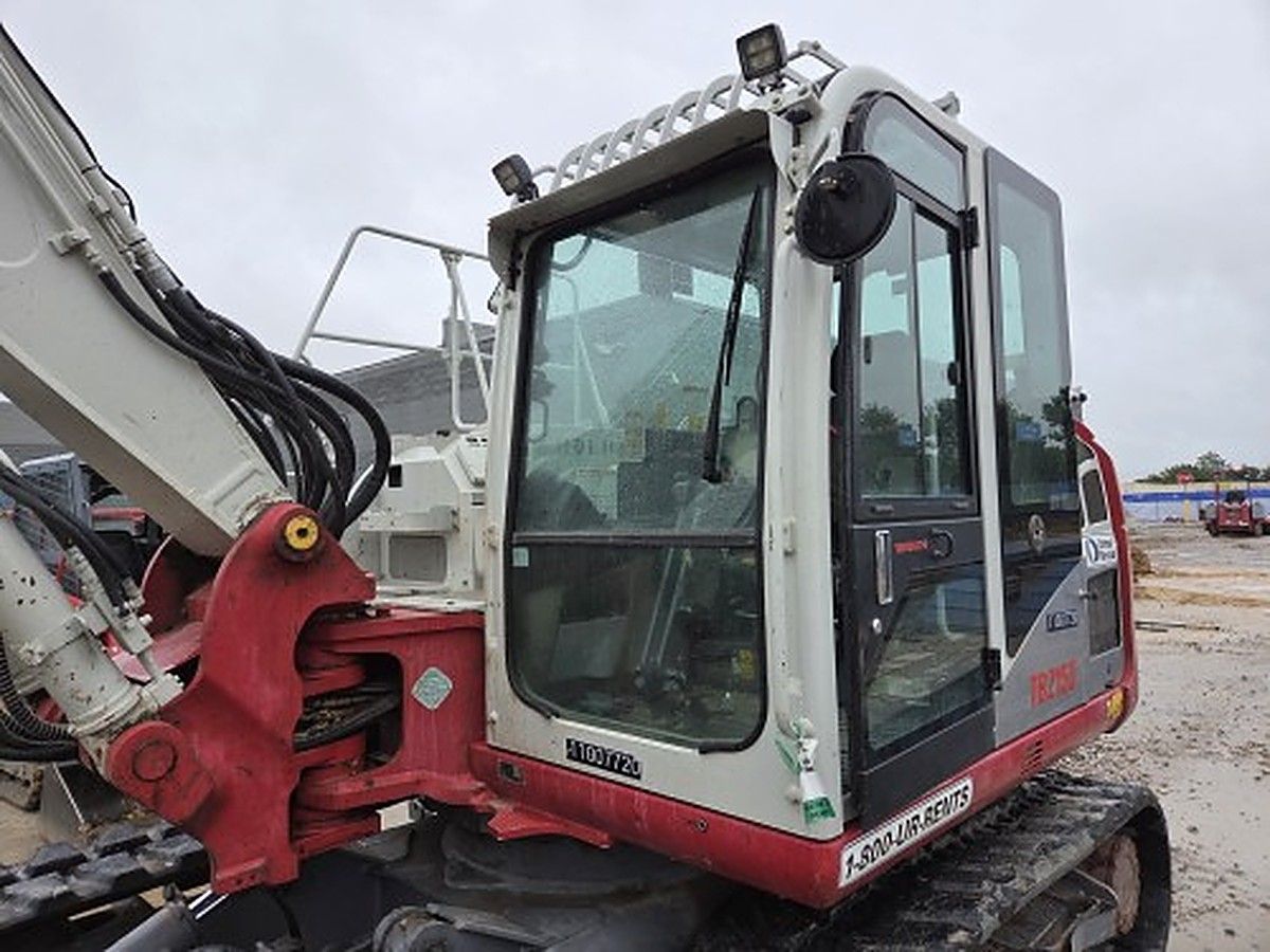 TAKEUCHI TB2150CR photo 3