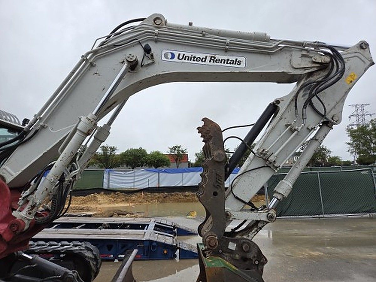 TAKEUCHI TB2150CR photo 6