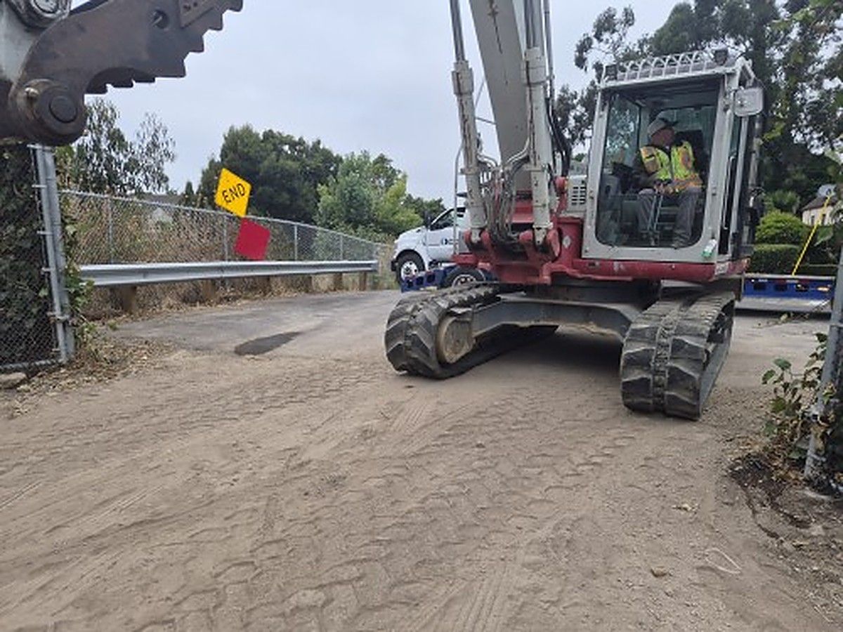 TAKEUCHI TB2150CR photo 3