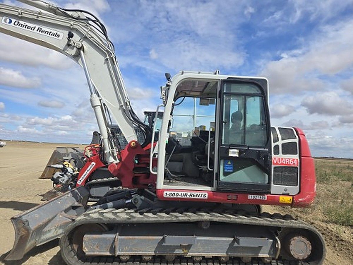 TAKEUCHI TB2150CR photo 5