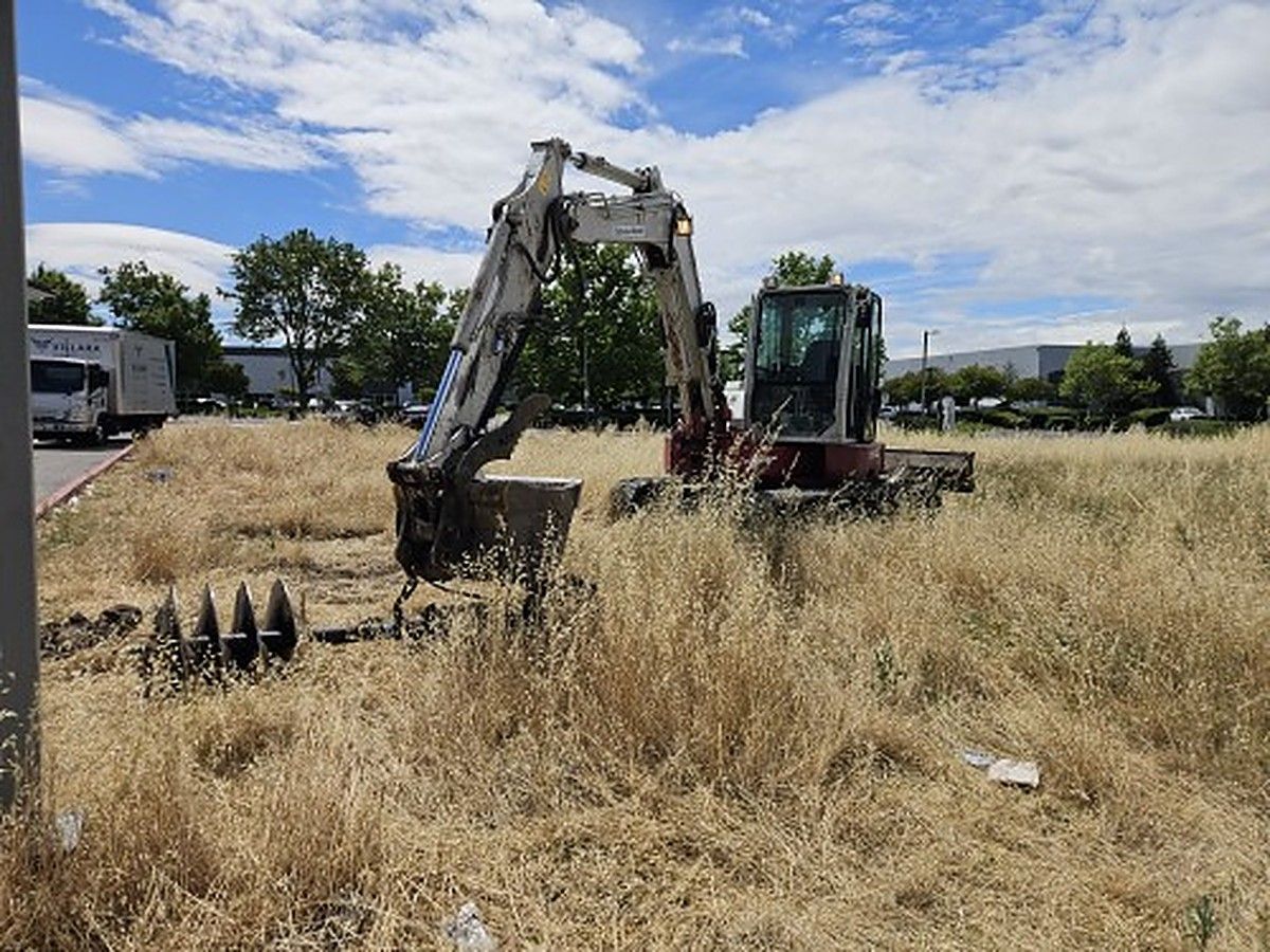 TAKEUCHI TB280FR photo 2