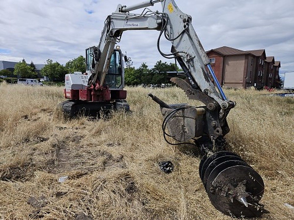 TAKEUCHI TB280FR photo 4