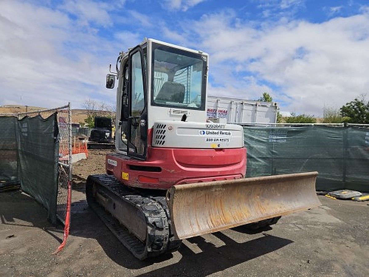 TAKEUCHI TB280FR photo 8