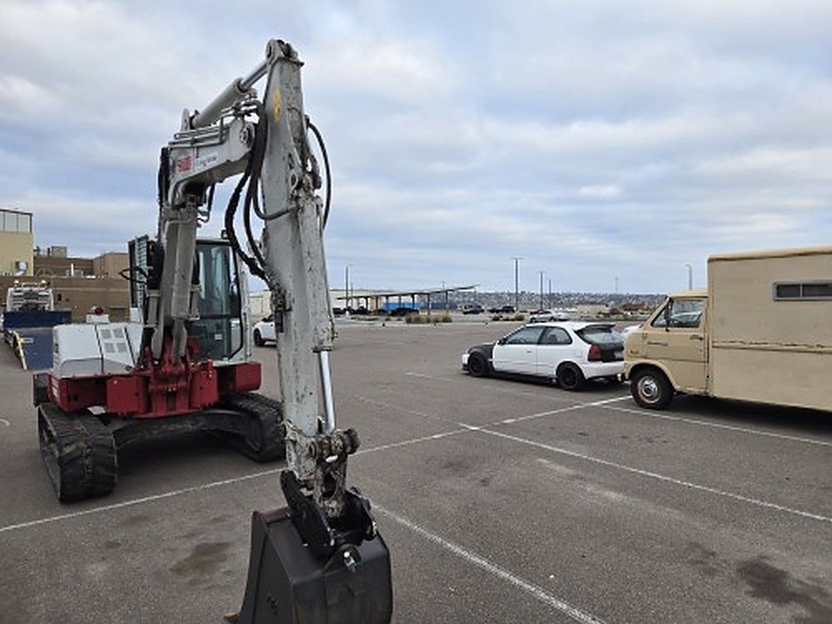 TAKEUCHI TB280FR photo 2