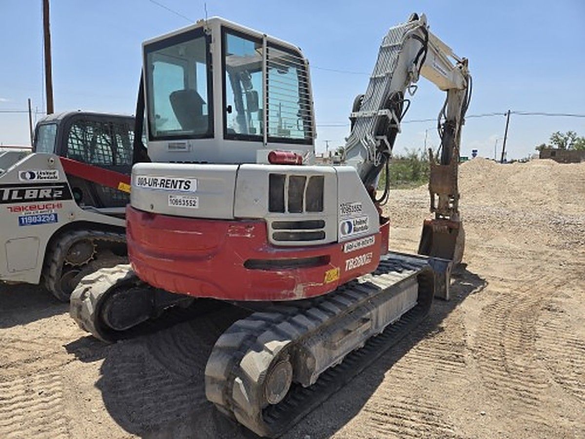 TAKEUCHI TB280FR photo 2