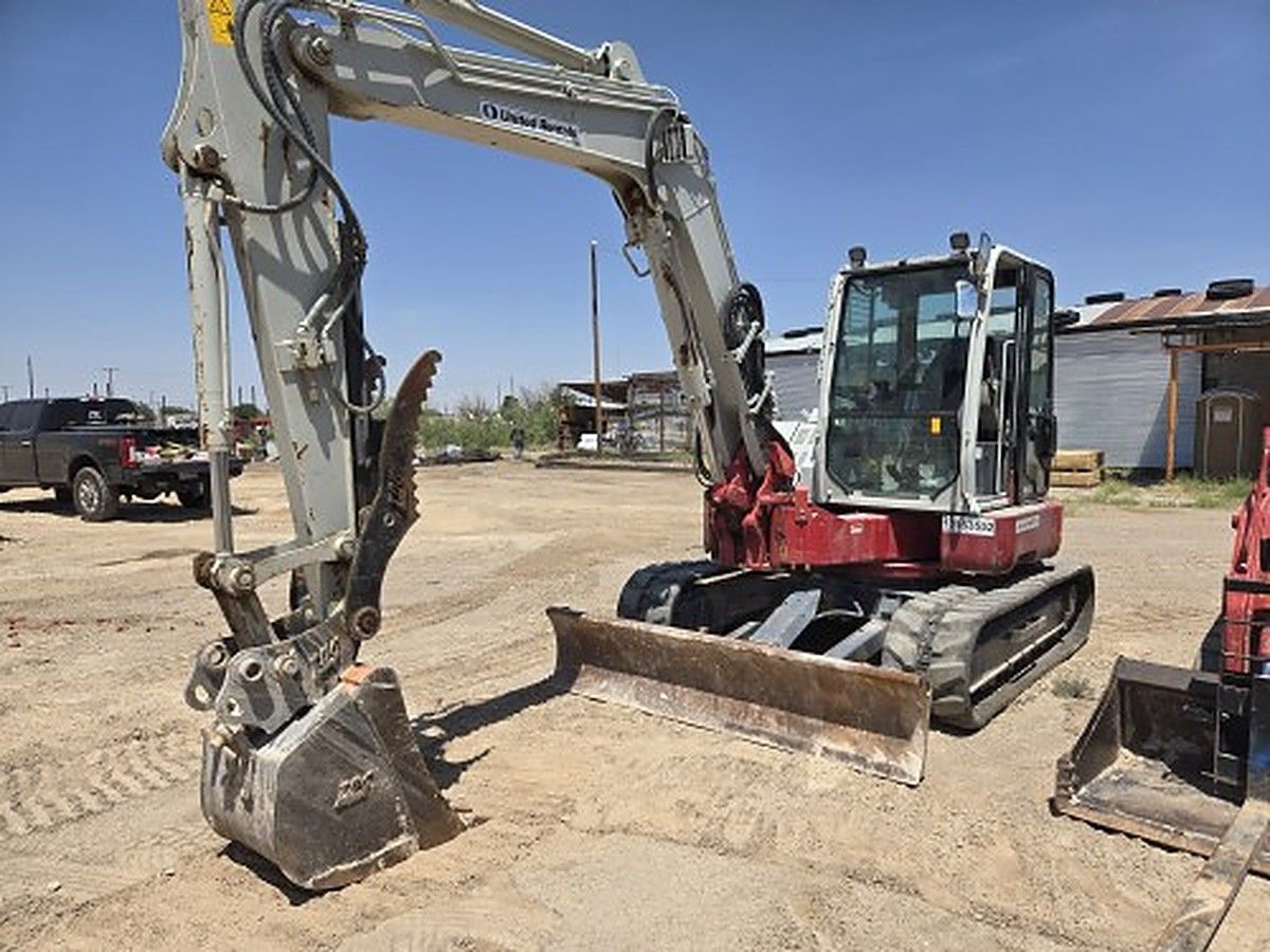 TAKEUCHI TB280FR photo 6
