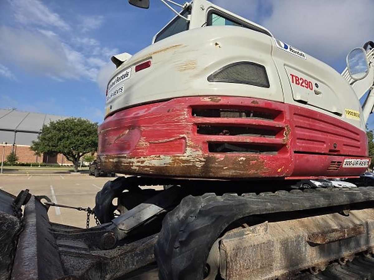 TAKEUCHI TB290C photo 10