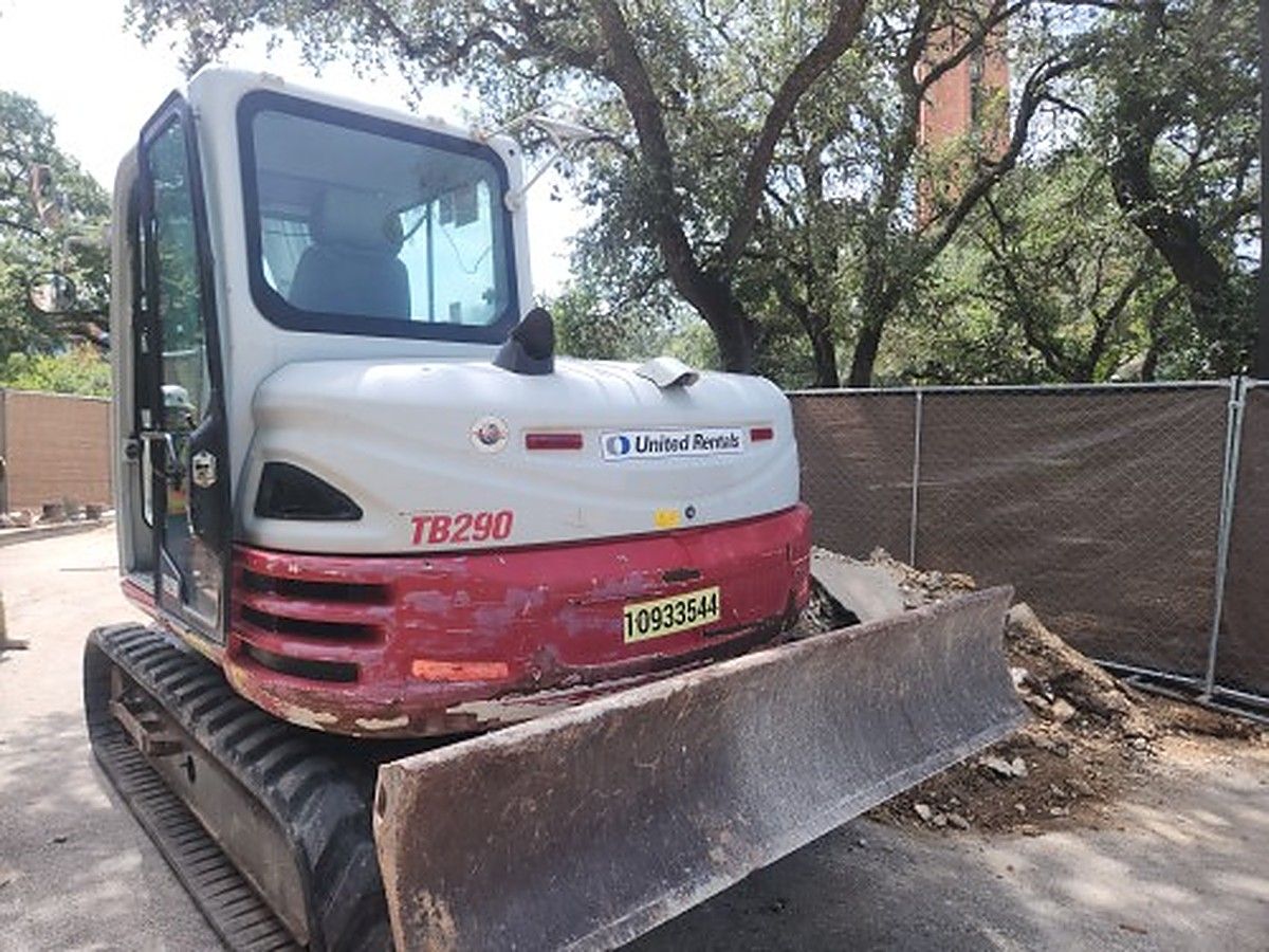 TAKEUCHI TB290C photo 4
