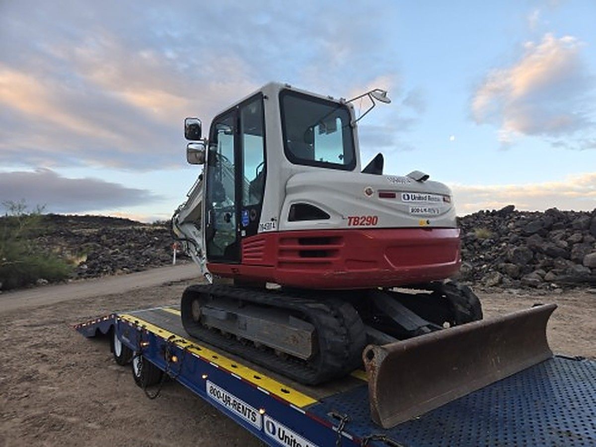 TAKEUCHI TB290C photo 2