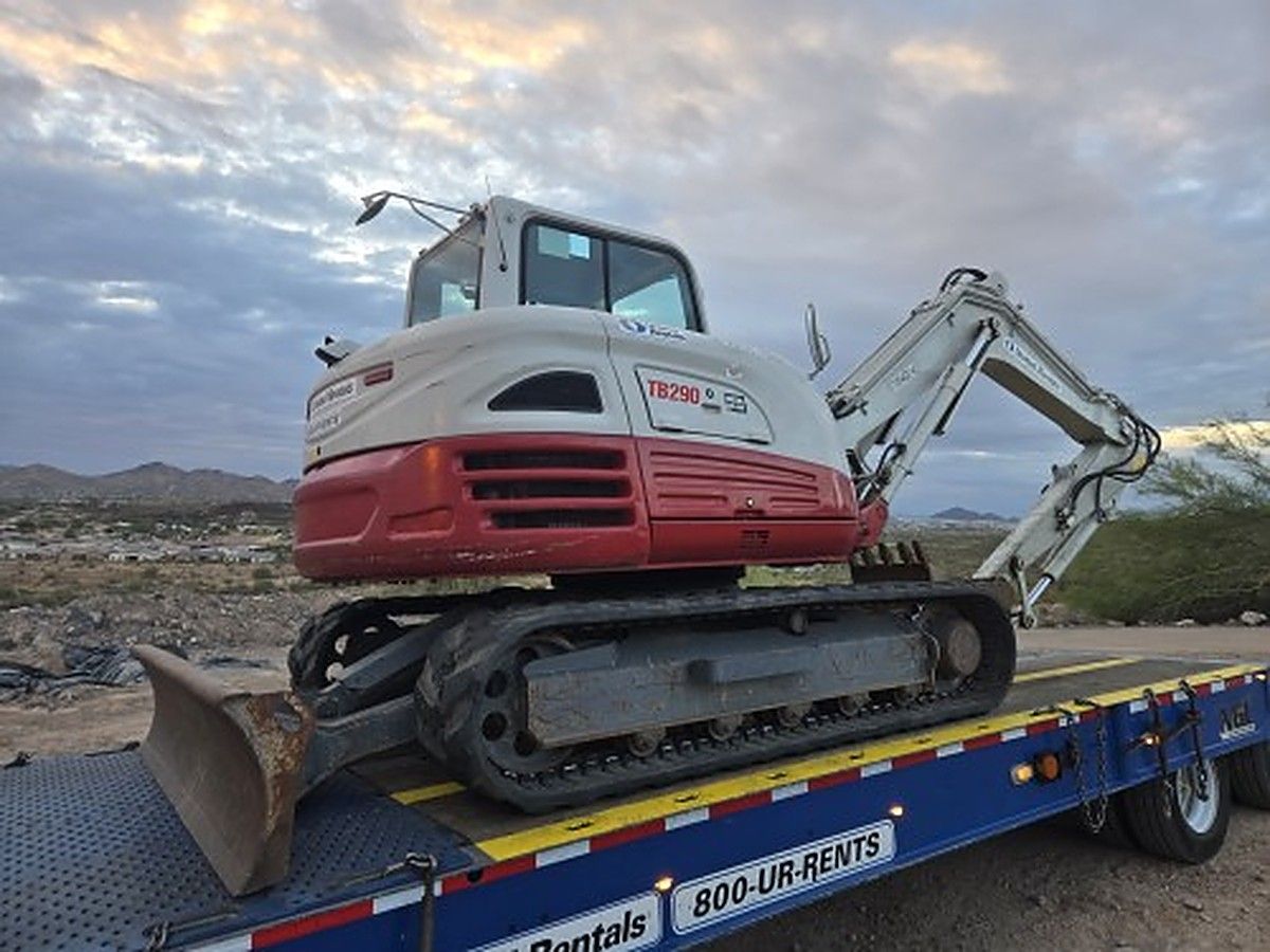 TAKEUCHI TB290C photo 3
